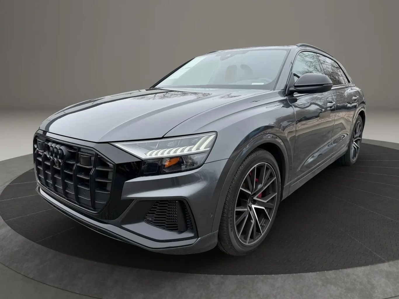 2023 AUDI SQ8