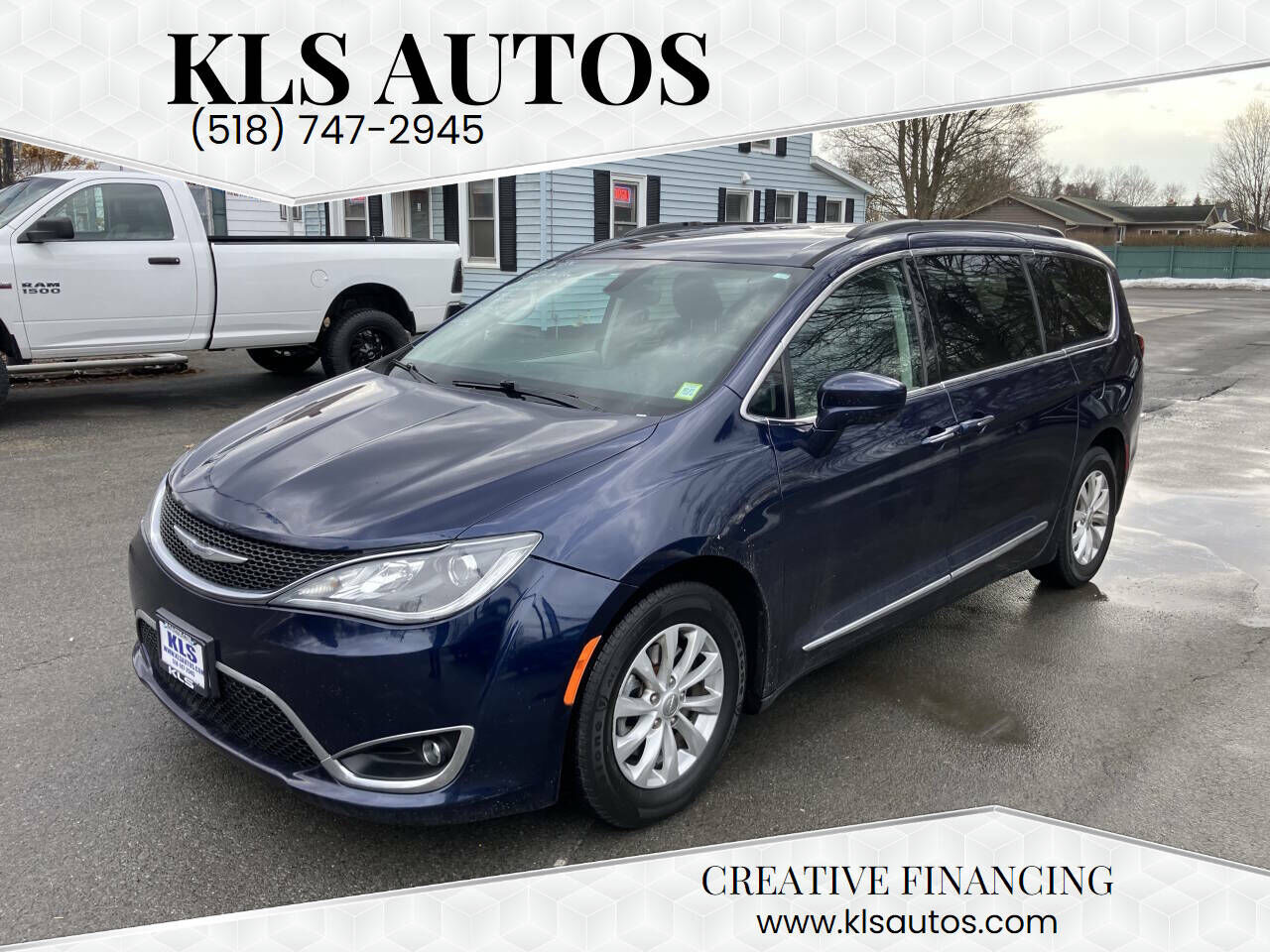 2017 CHRYSLER Pacifica