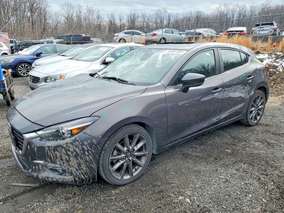 2018 MAZDA Mazda3