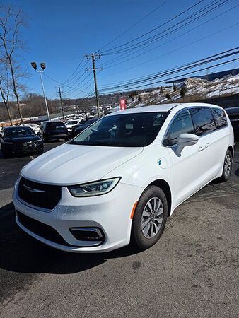 2022 CHRYSLER Pacifica