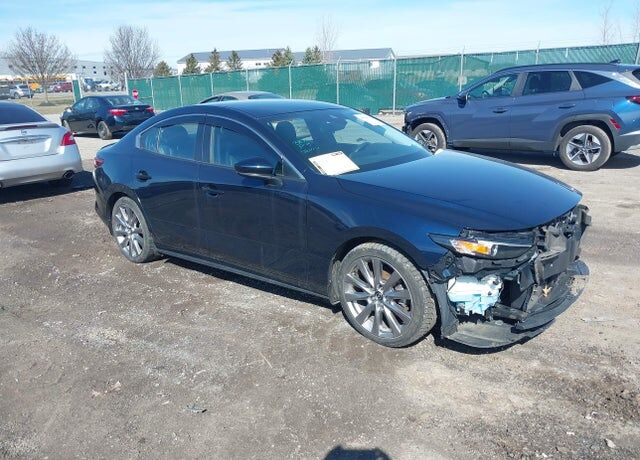 2021 MAZDA Mazda3