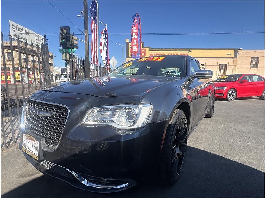 2018 CHRYSLER 300