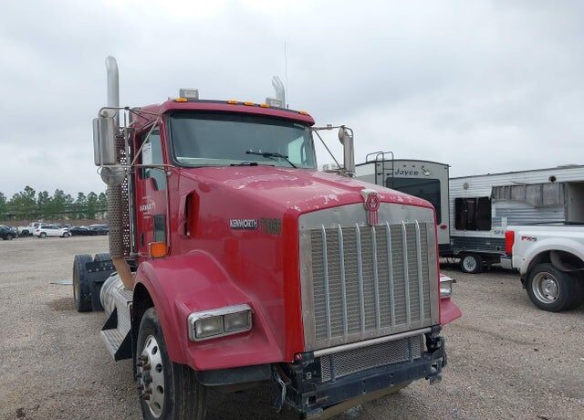 2012 KENWORTH T8 Series