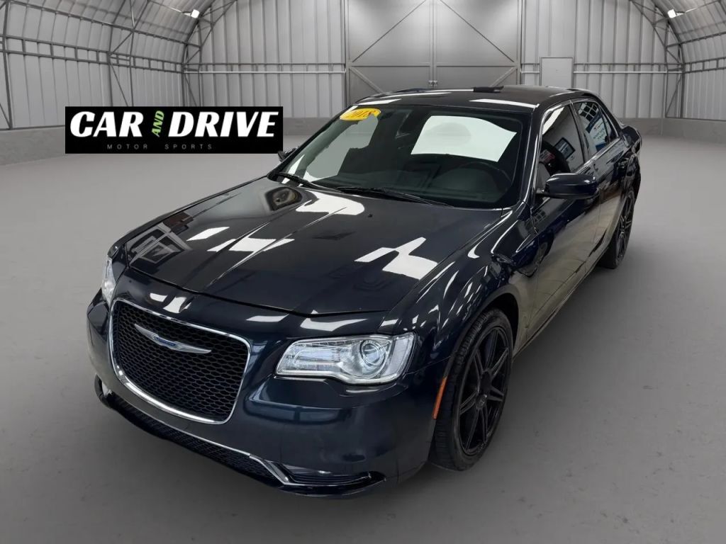 2018 CHRYSLER 300