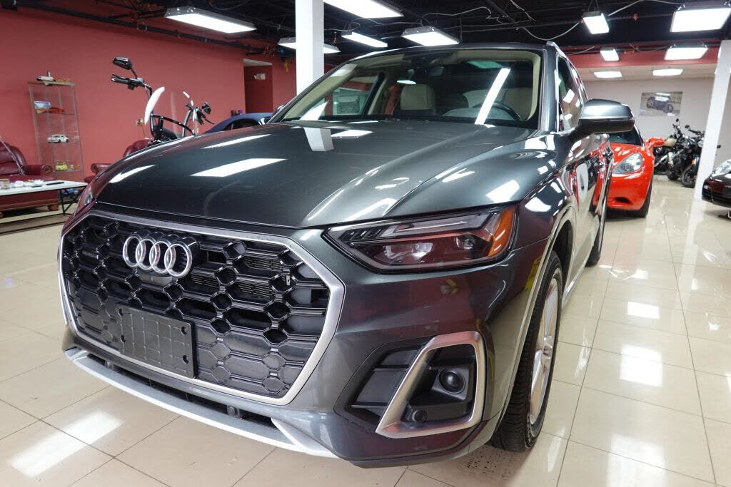 2022 AUDI Q5