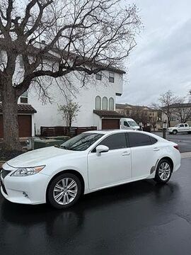 2014 LEXUS ES
