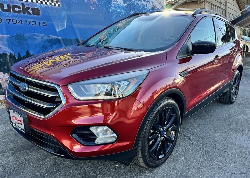 2017 FORD Escape