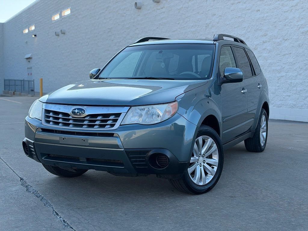 2011 SUBARU Forester