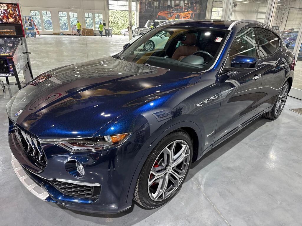 2021 MASERATI Levante