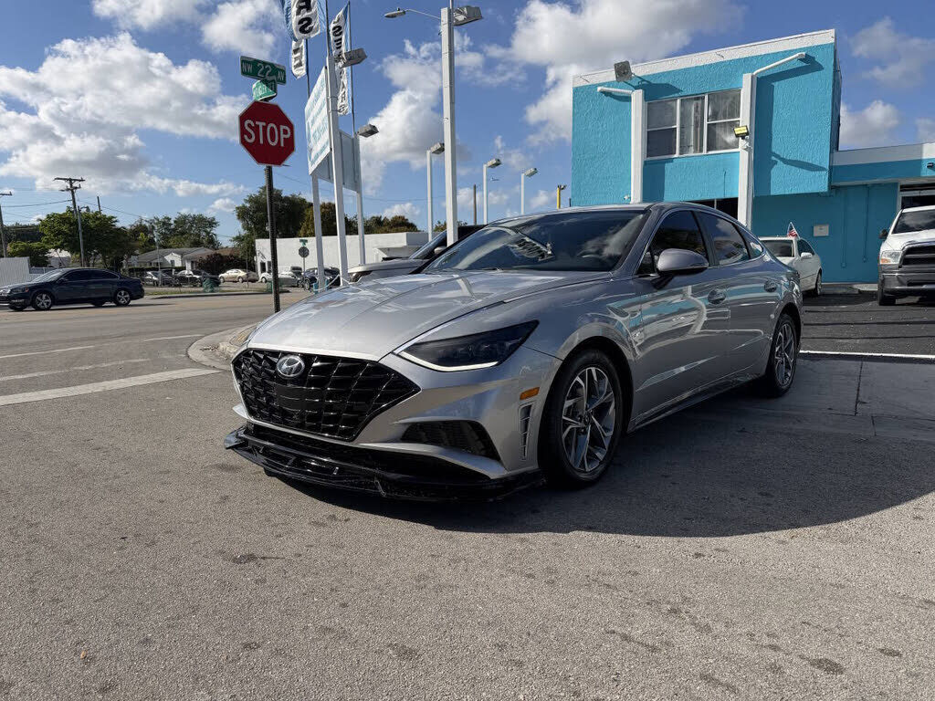 2023 HYUNDAI Sonata
