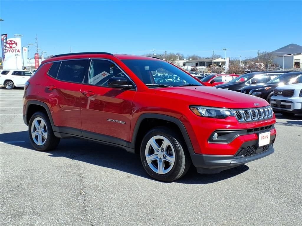 2023 JEEP Compass