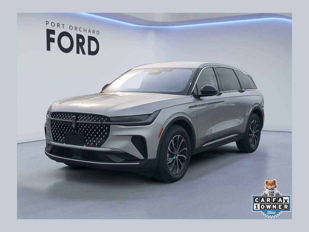 2025 LINCOLN Nautilus