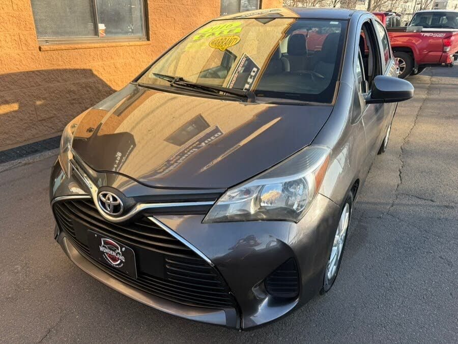 2016 TOYOTA Yaris