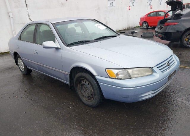 1998 TOYOTA Camry