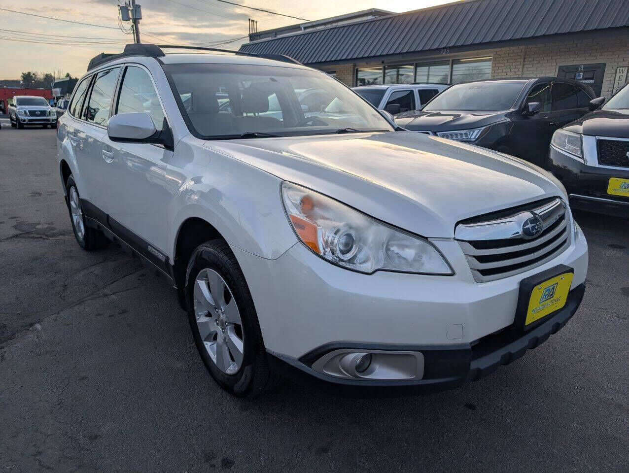 2012 SUBARU Outback