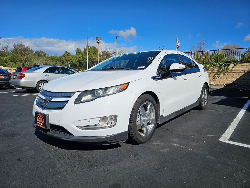 2013 CHEVROLET Volt