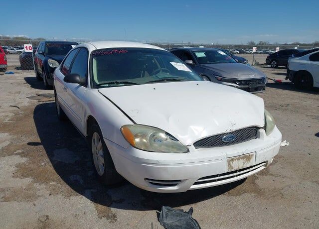 2005 FORD Taurus