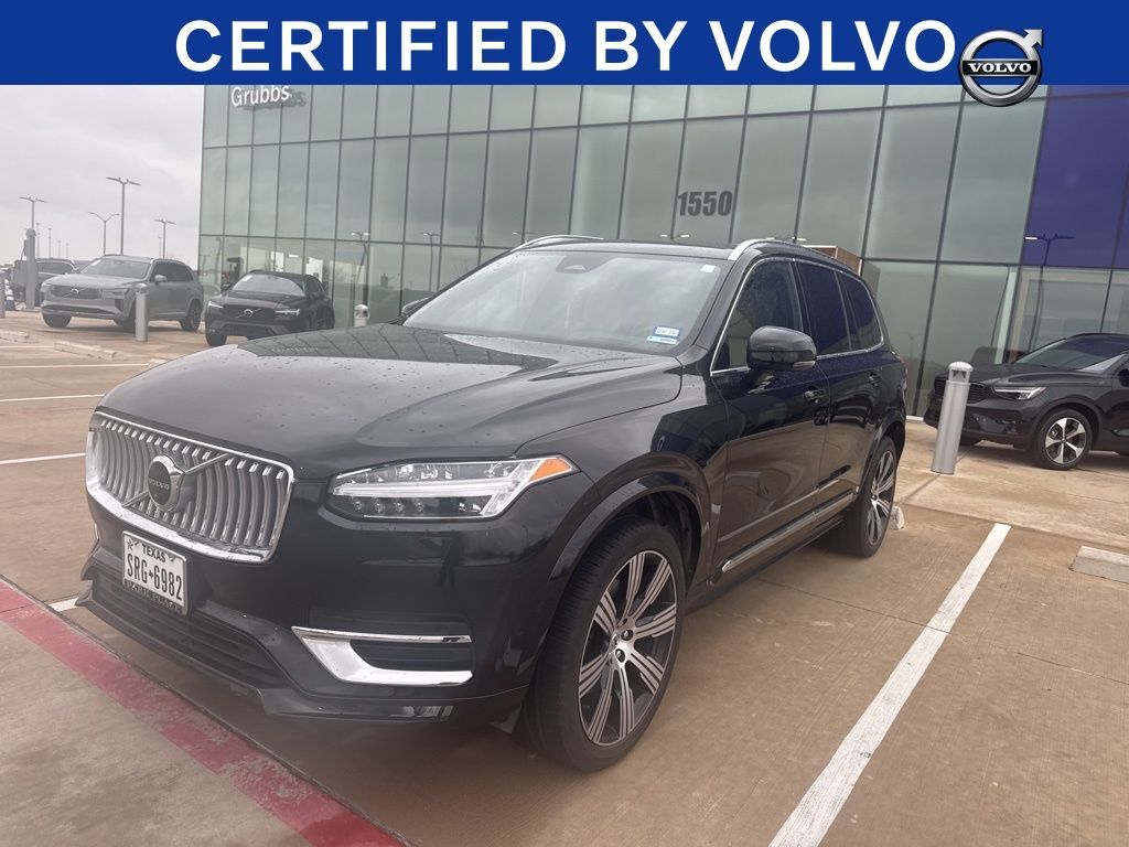 2023 VOLVO XC90
