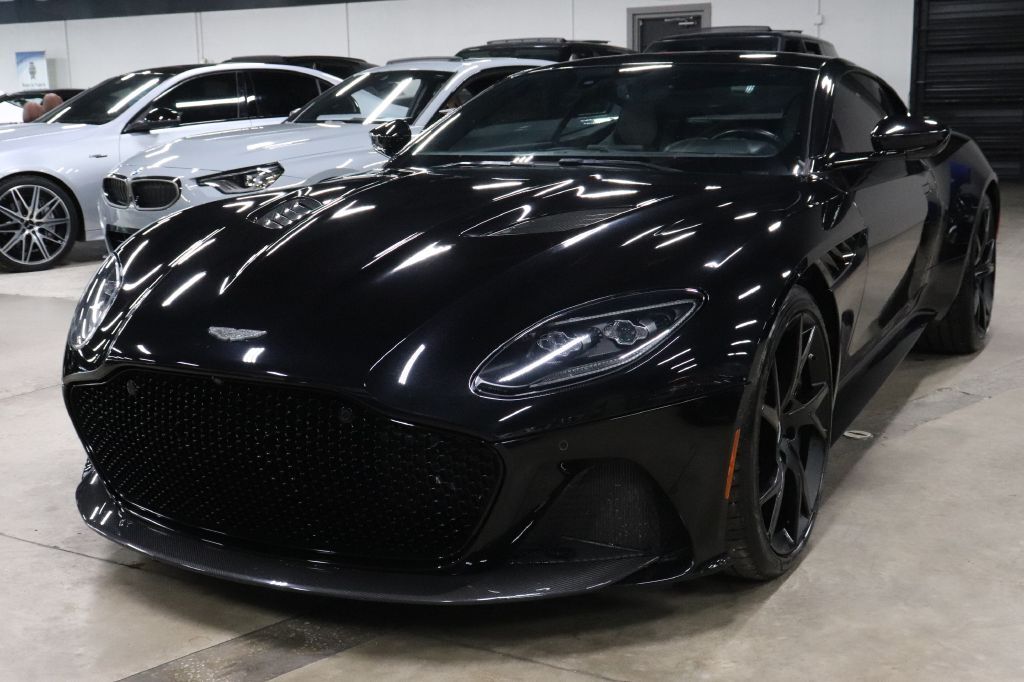 2019 ASTON MARTIN DBS