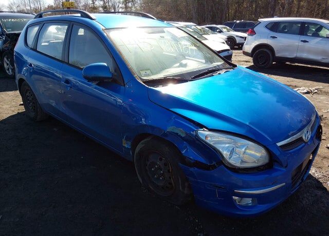2010 HYUNDAI Elantra Touring