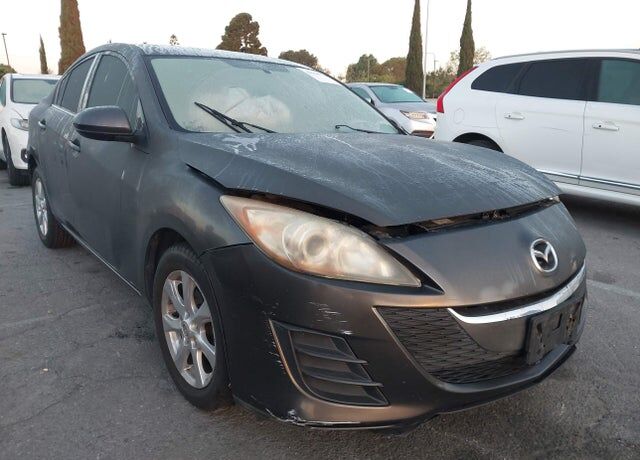 2010 MAZDA Mazda3