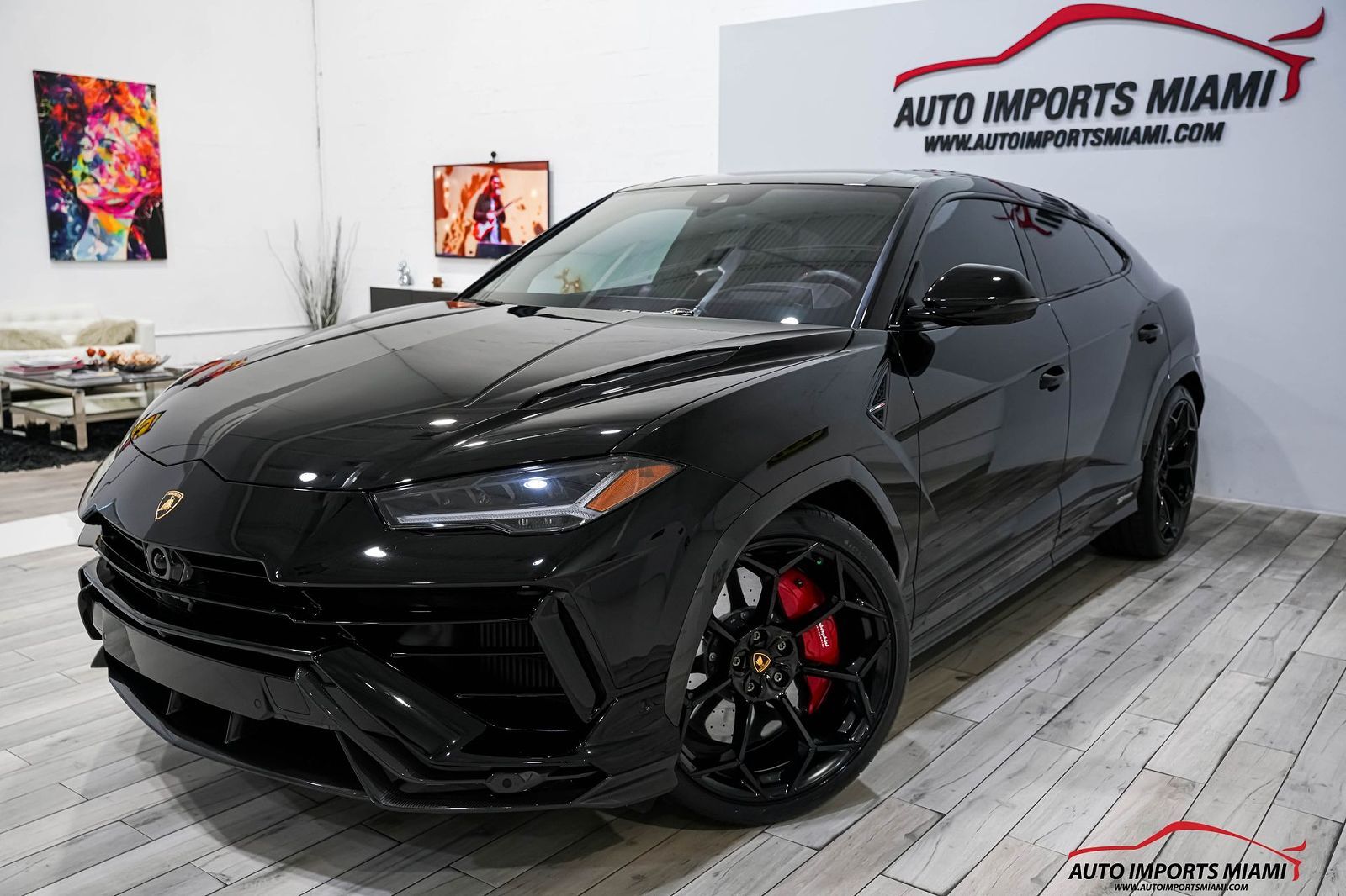 2023 LAMBORGHINI URUS