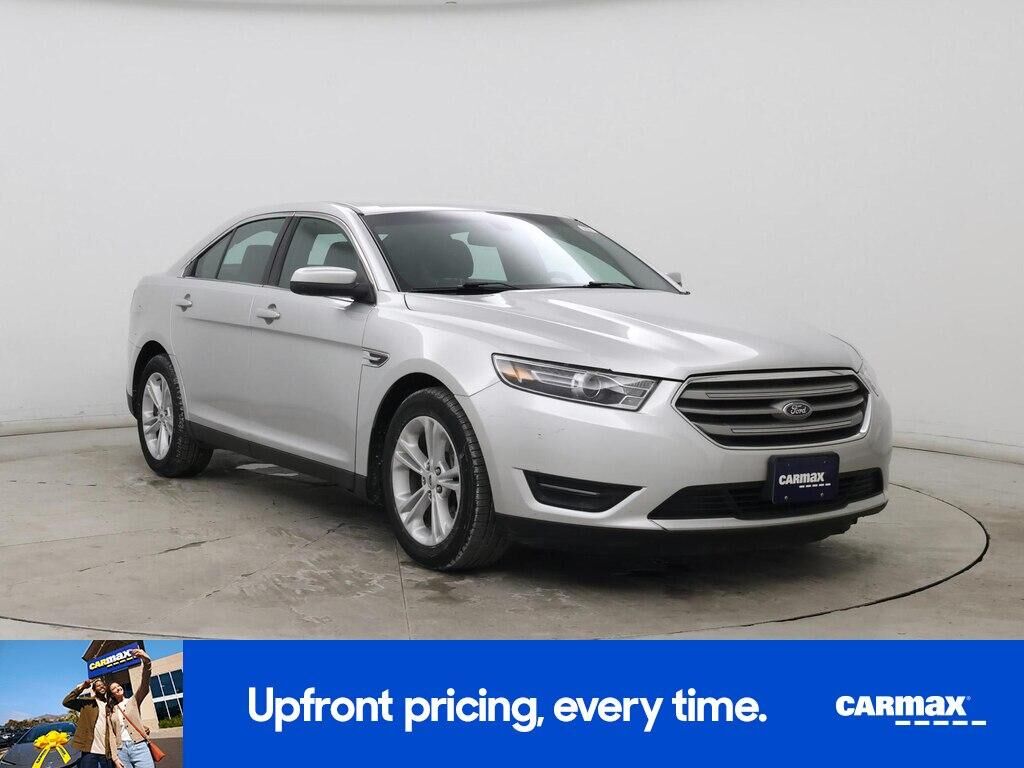 2016 FORD Taurus