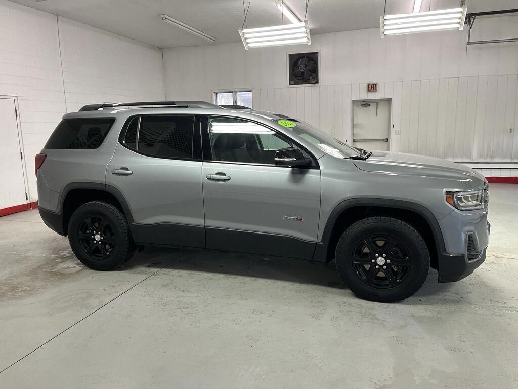 2023 GMC Acadia