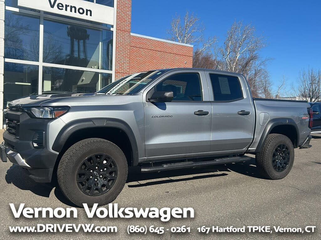 2025 CHEVROLET Colorado