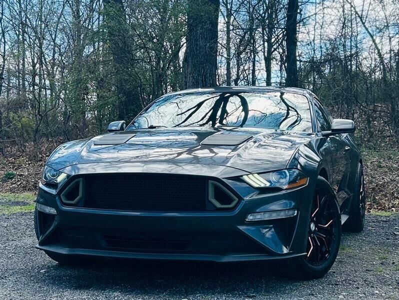 2020 FORD Mustang