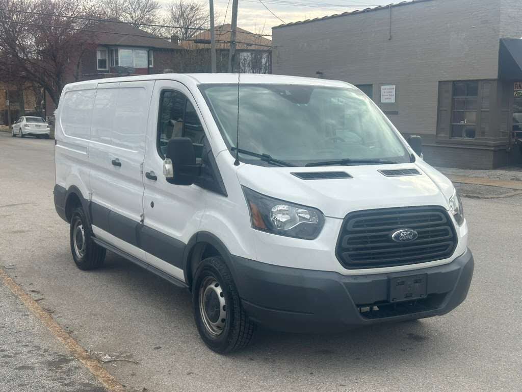 2017 FORD Transit