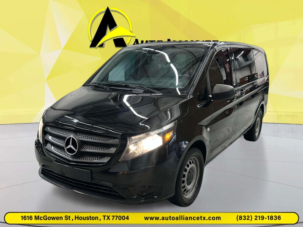 2019 MERCEDES-BENZ METRIS