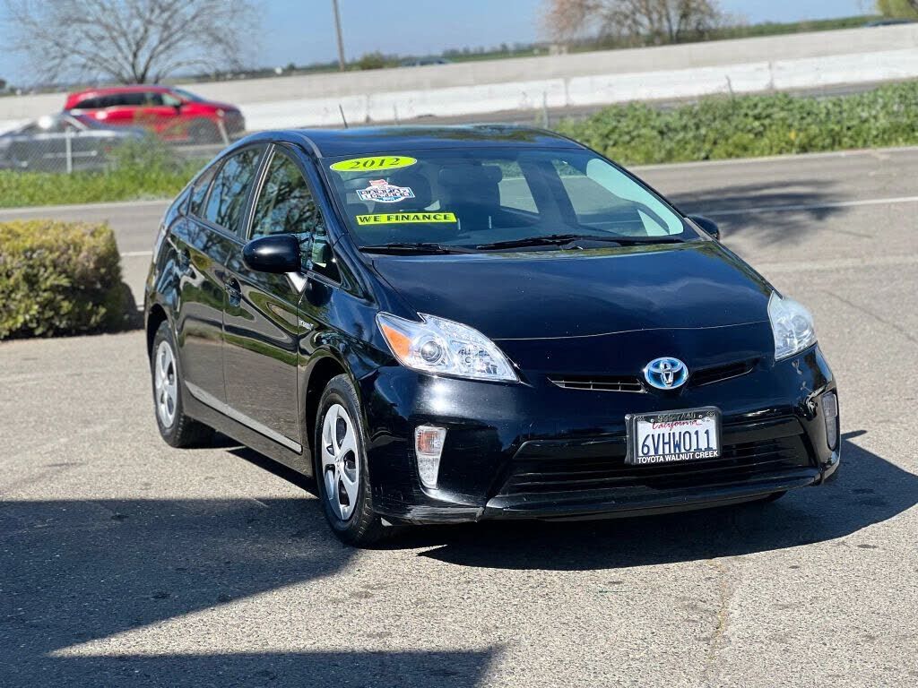 2012 TOYOTA PRIUS