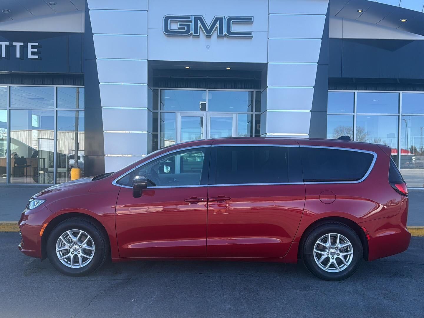 2024 CHRYSLER Pacifica
