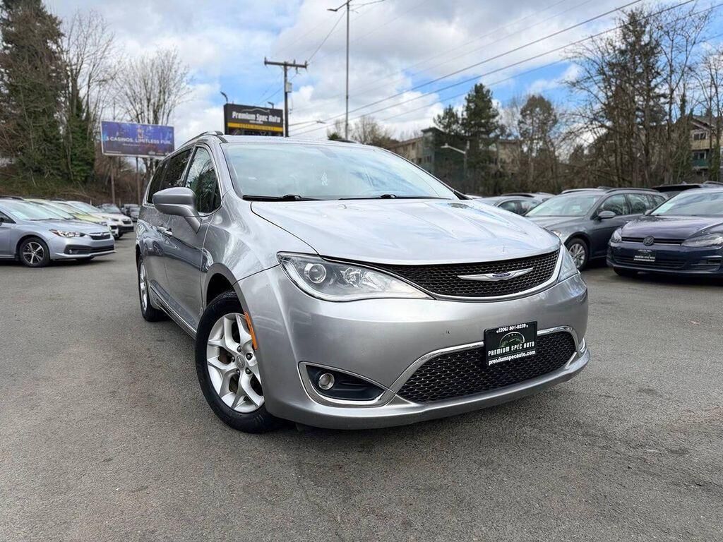 2020 CHRYSLER Pacifica