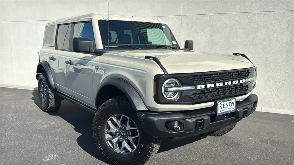 2025 FORD Bronco