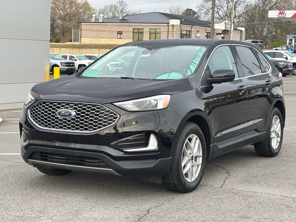 2023 FORD Edge