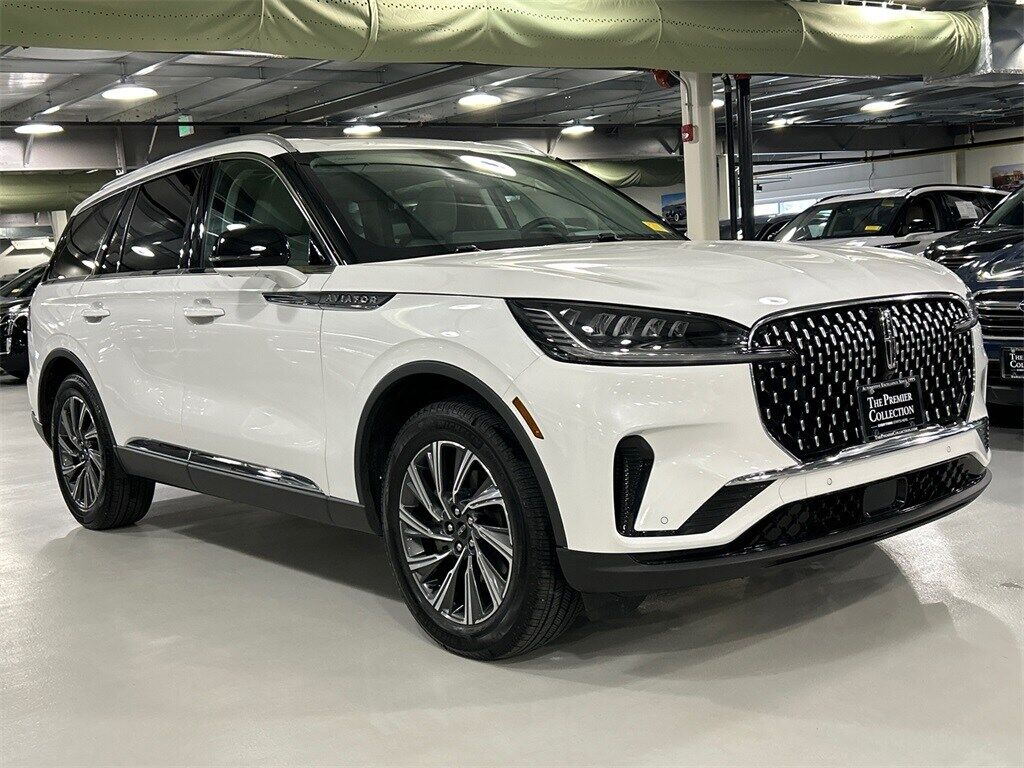 2026 LINCOLN Aviator