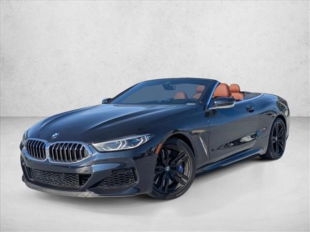 2022 BMW M8