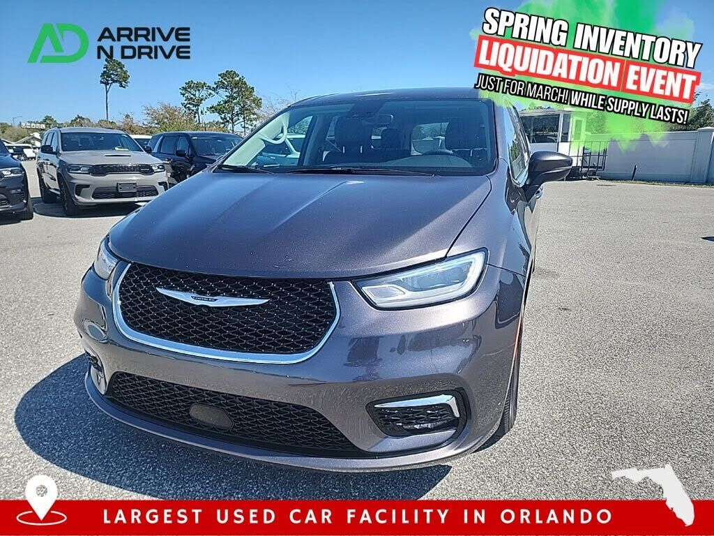 2023 CHRYSLER Pacifica