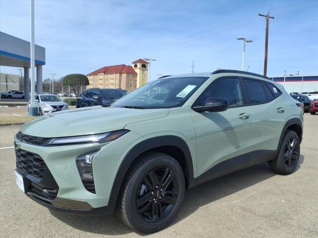2026 CHEVROLET Trax