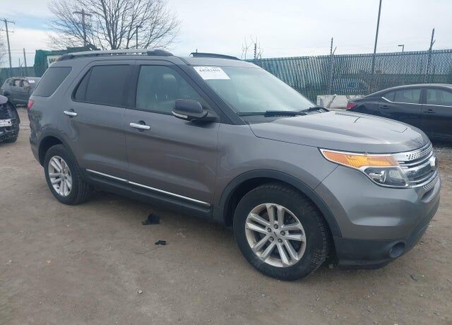 2014 FORD Explorer