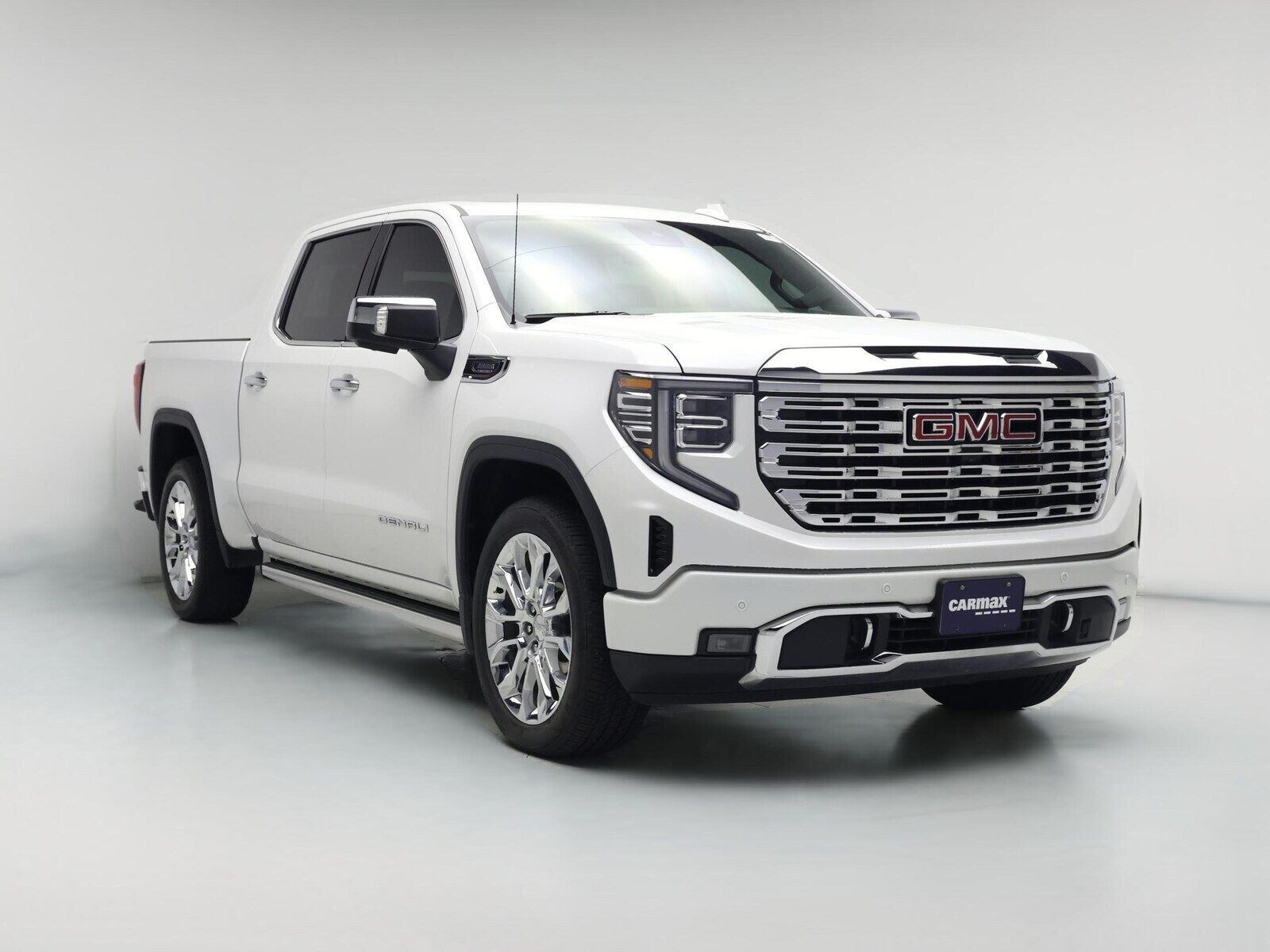 2023 GMC Sierra