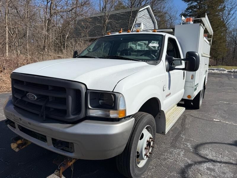 2003 FORD F-550