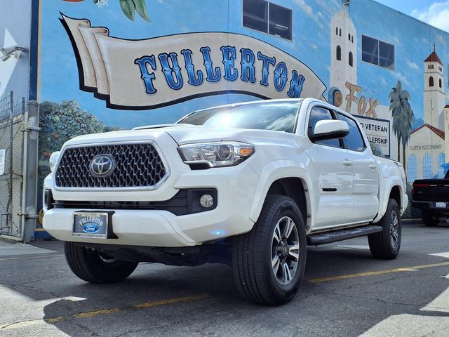2019 TOYOTA Tacoma