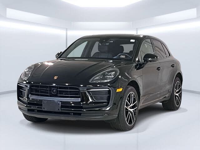 2023 PORSCHE Macan