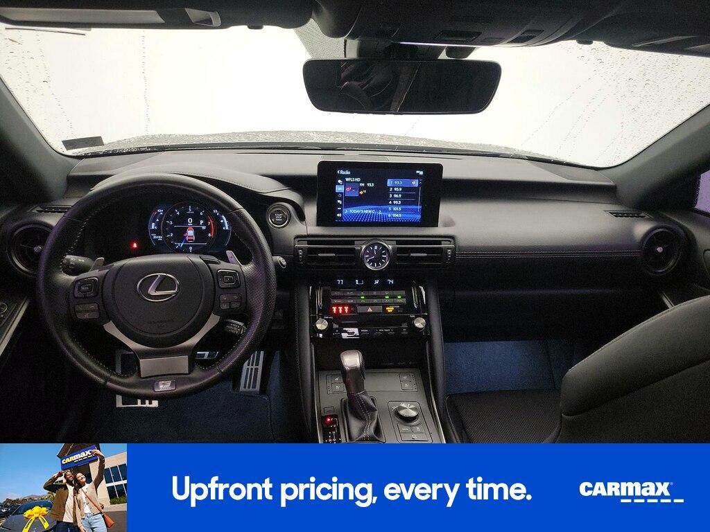 2023 LEXUS IS