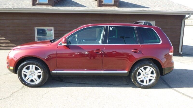 2004 VOLKSWAGEN Touareg