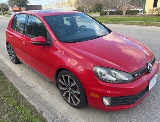 2013 VOLKSWAGEN Golf GTI