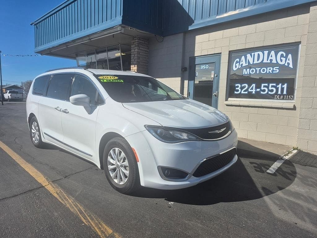 2019 CHRYSLER Pacifica